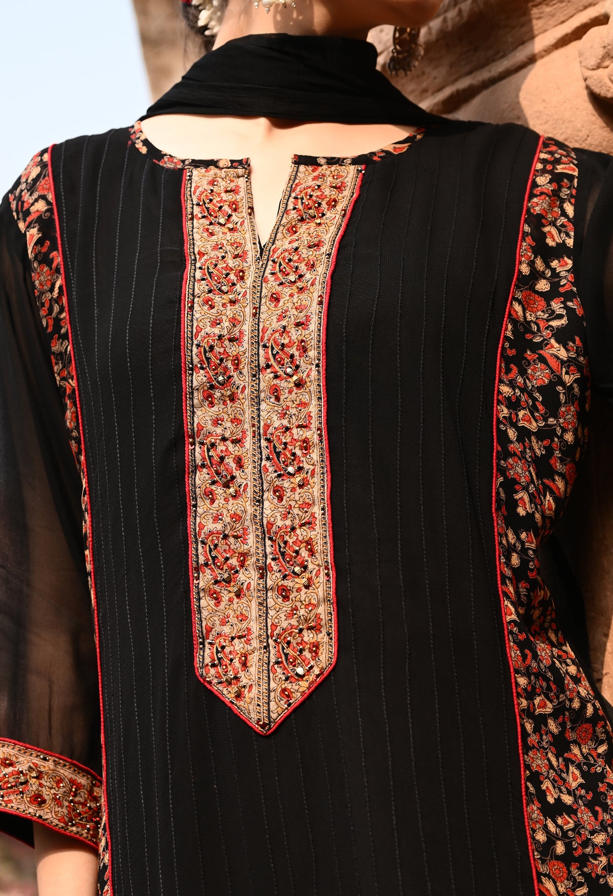 Jan-E-Jahan Suit