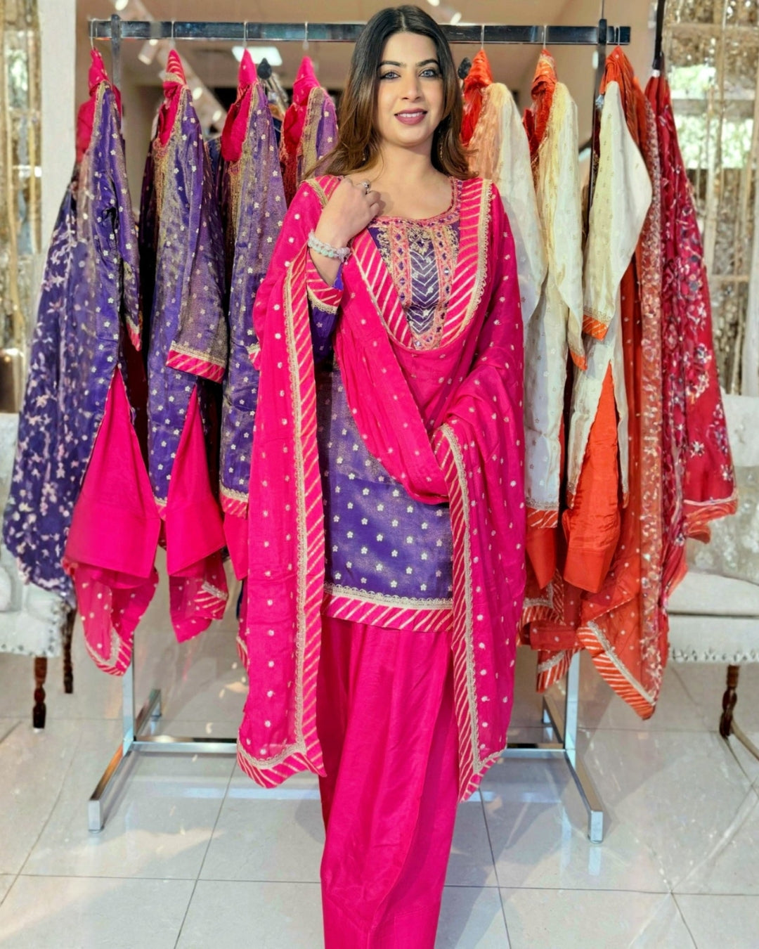 Aarohi farshi