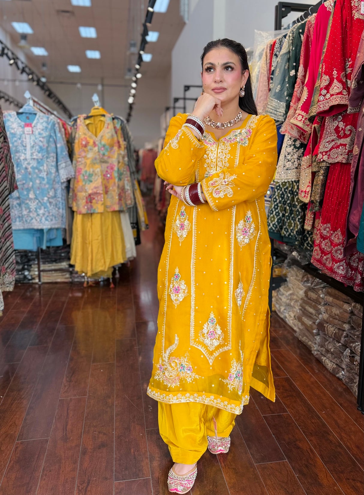 Boutique suit