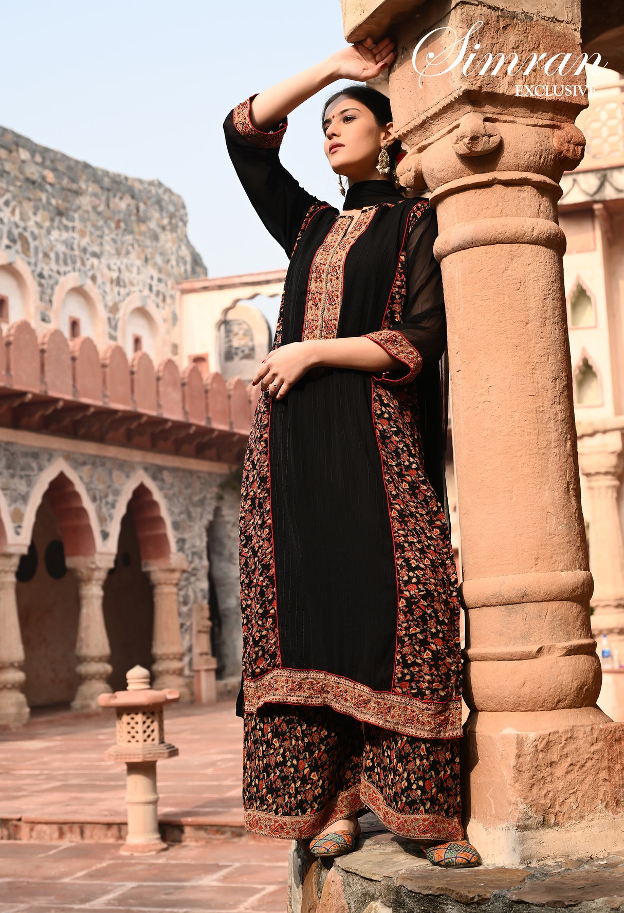 Jan-E-Jahan Suit