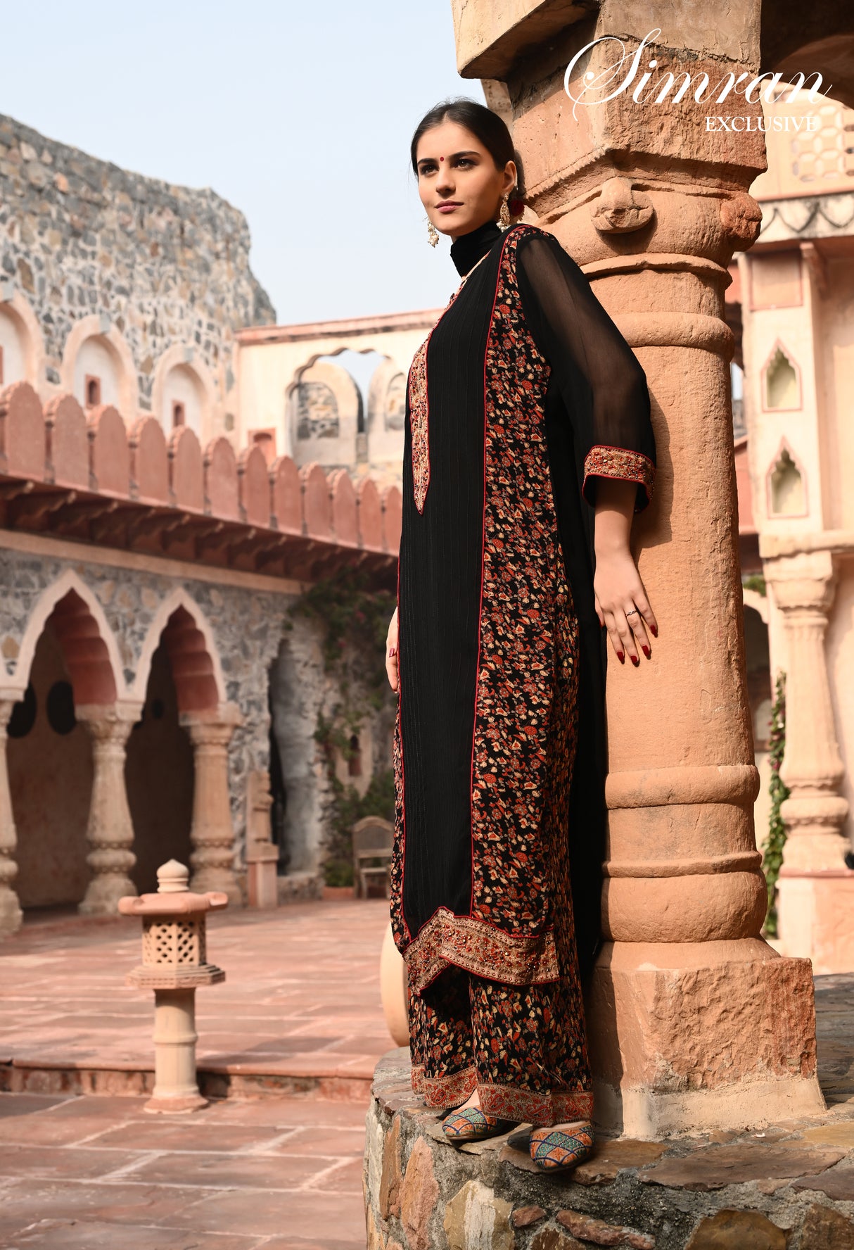 Jan-E-Jahan Suit