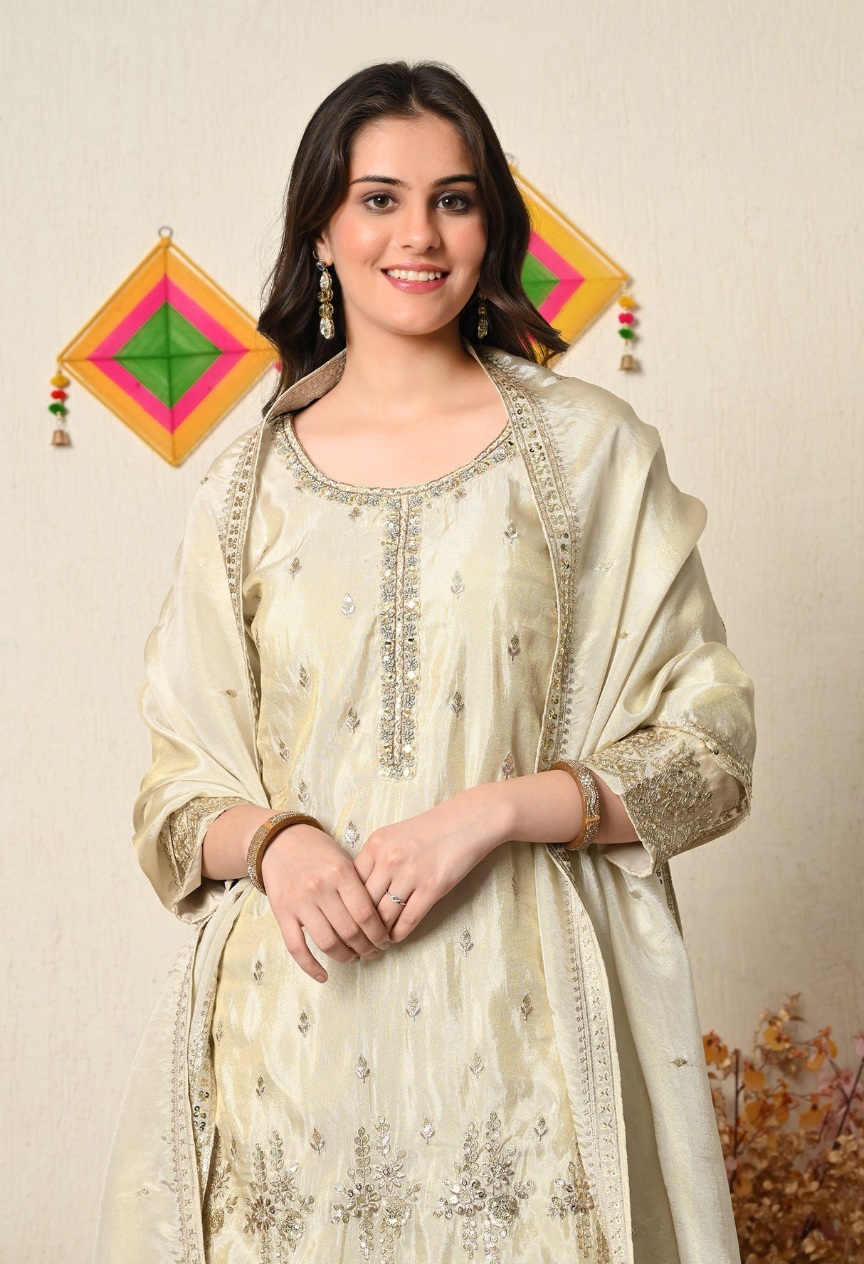 Roshni Suit