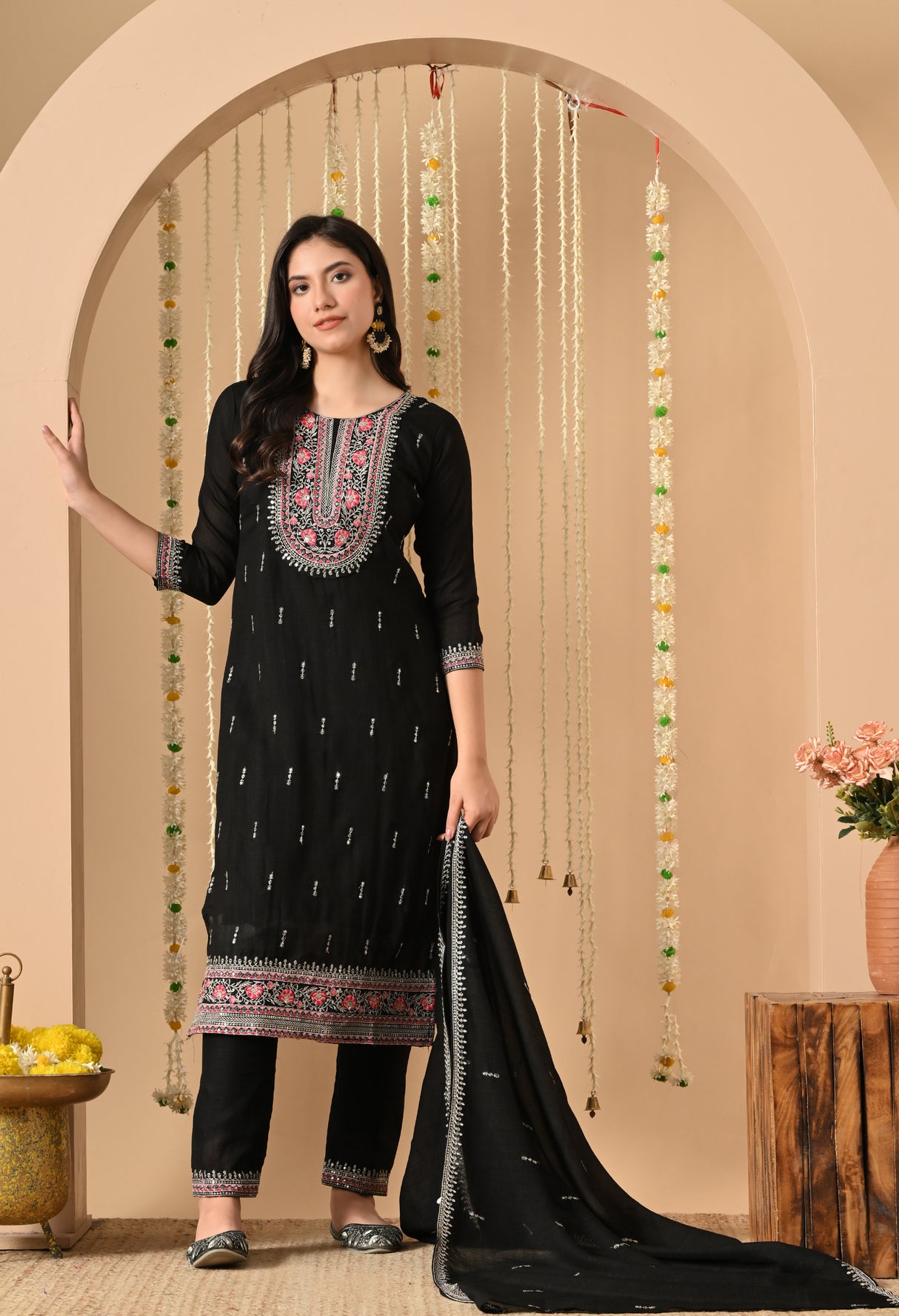 Gulshan suit