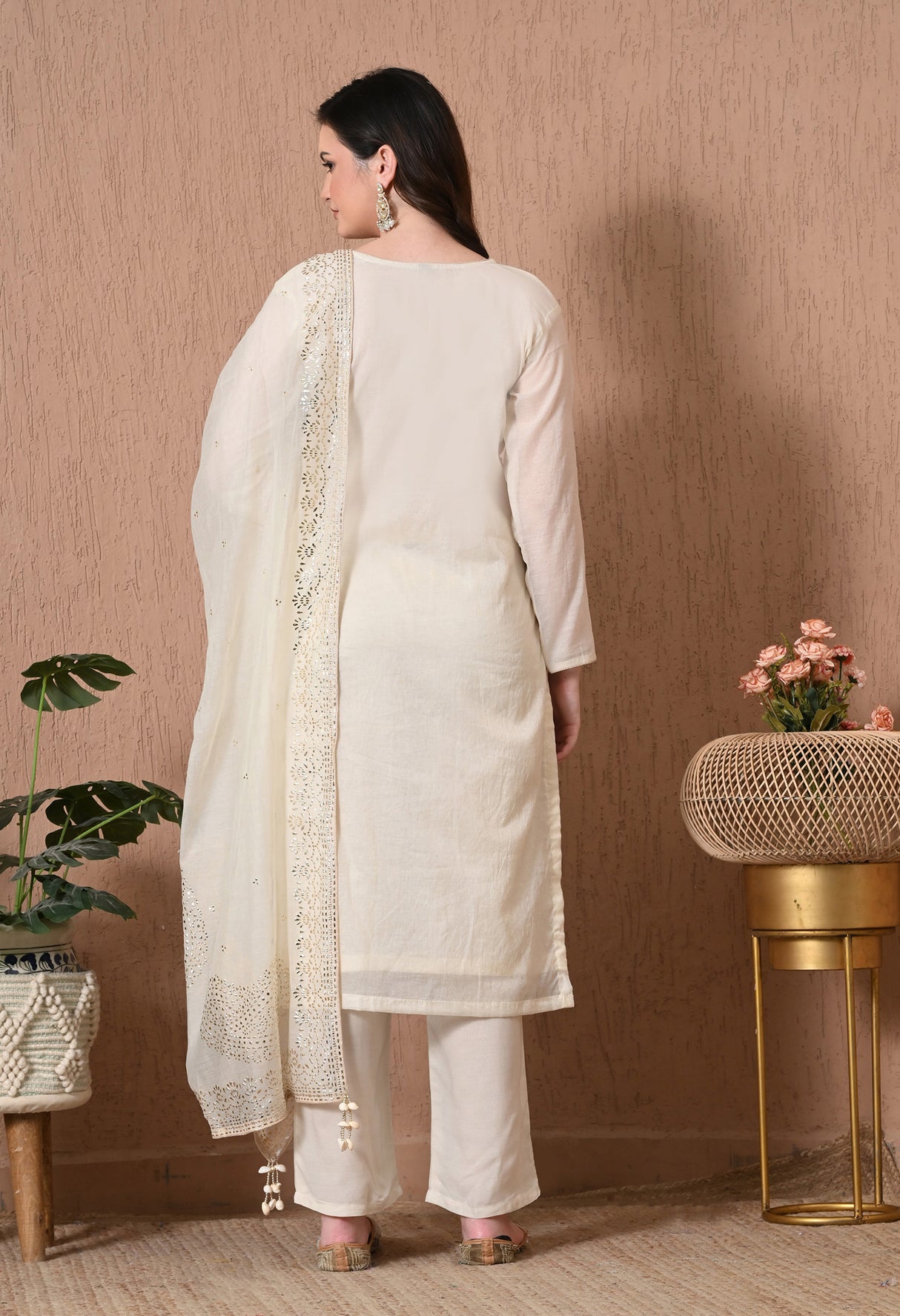 Raunaq-e-Rang Suit
