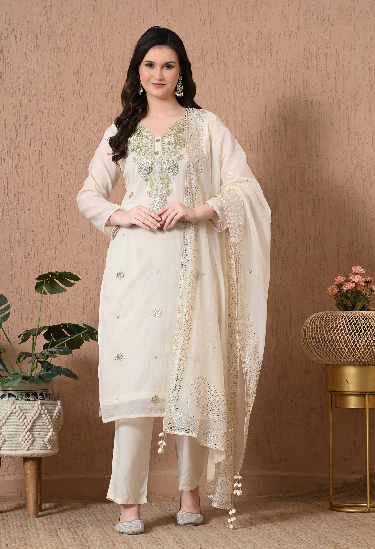 Raunaq-e-Rang Suit