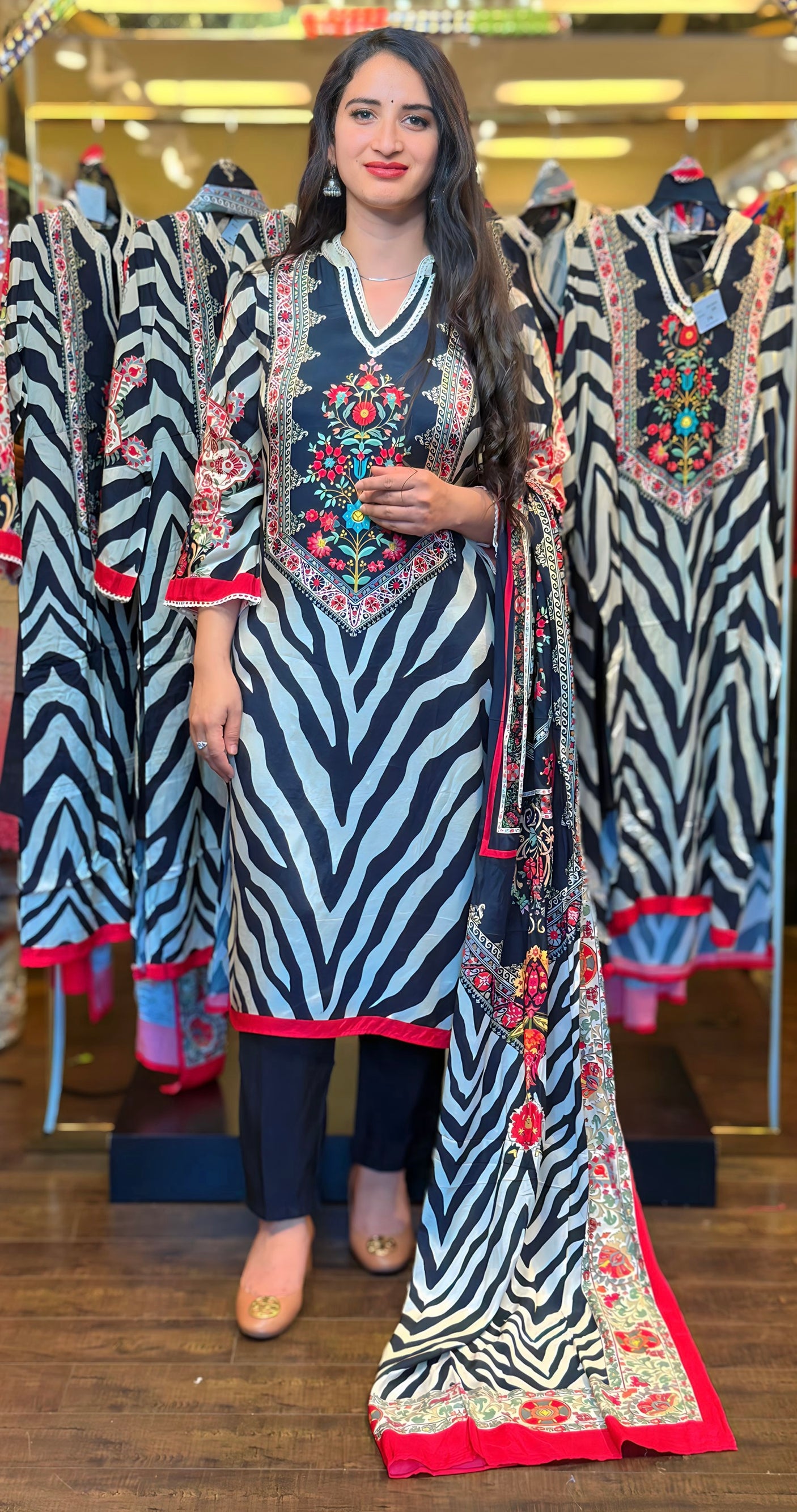 Kashmiri print suit