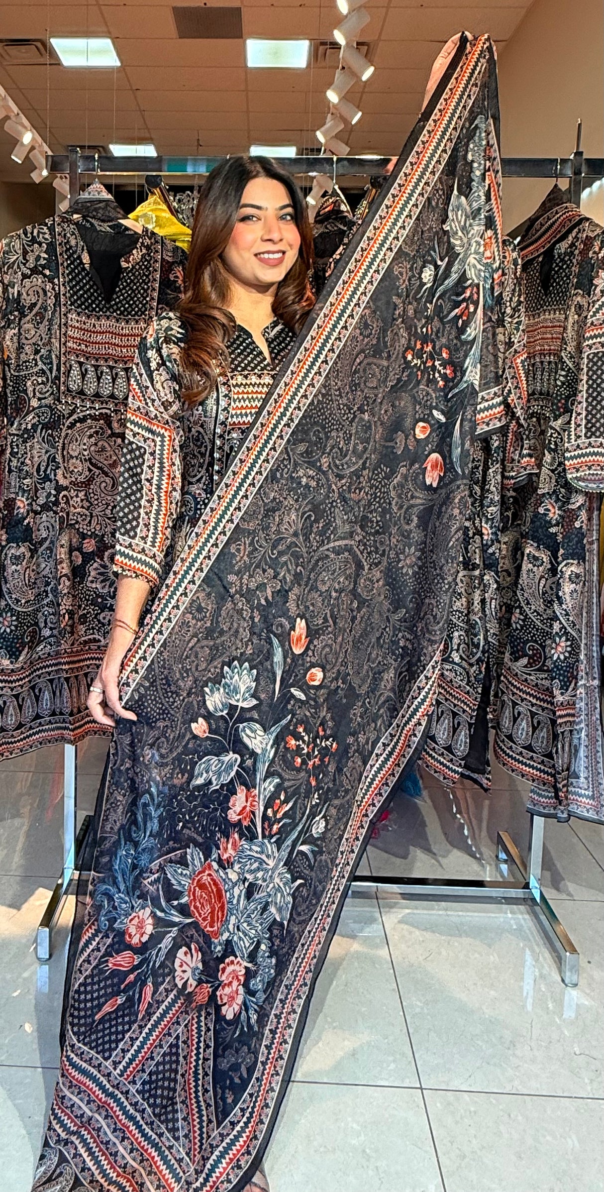 BLACK PRINTED SUIT